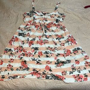 Torrid dress size 1 with pockets